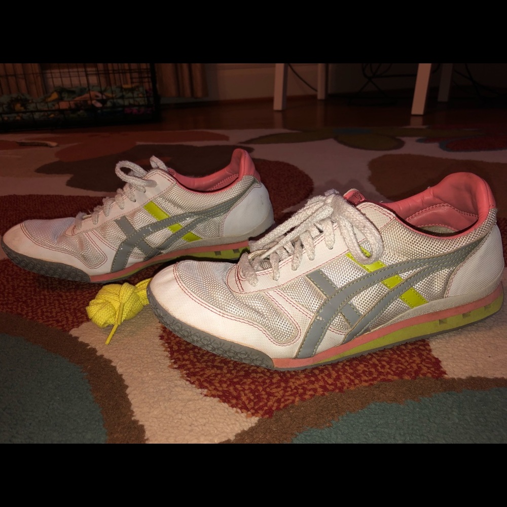 ASICS Onitsuka Tiger Women’s Ultimate 81 sneaker